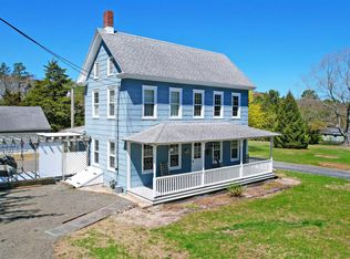 27 E Smith Bowen Rd, Absecon, NJ 08205