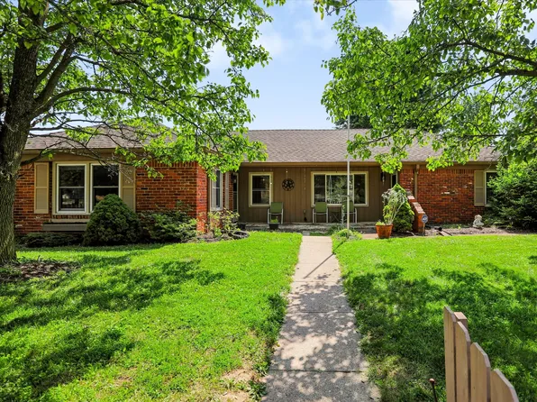 615 Simmons St, Plainfield, IN 46168