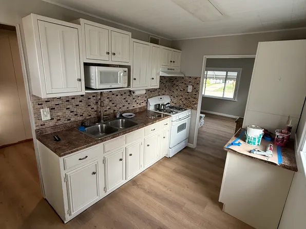 946 W 35th St, Erie, PA 16508