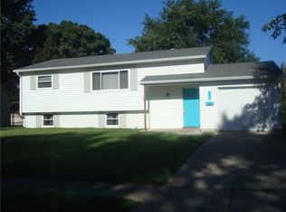 427 Hickory Ln, Plainfield, IN 46168