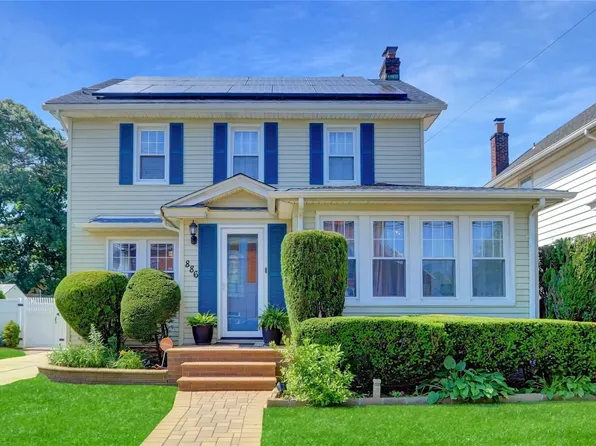 886 Seaman Avenue, North Baldwin, NY 11510