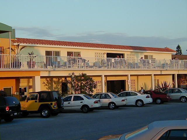 2nd image of 709 Gulf Way APT 9