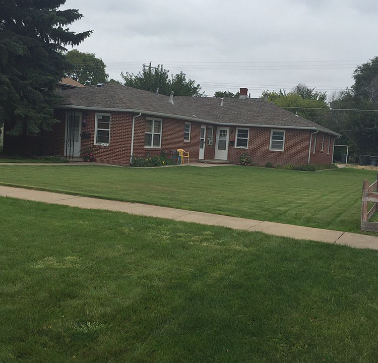 1st image of 1415 Burlington Blvd