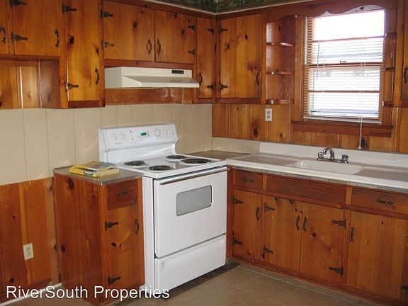 2nd image of 3307 10th Ct