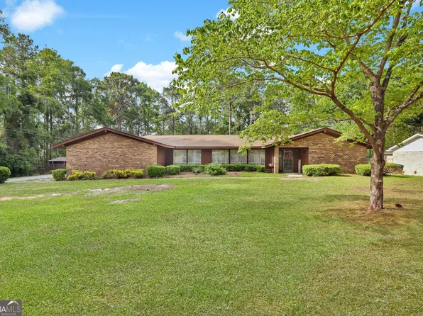 25 Golf Club Cir, Statesboro, GA 30458