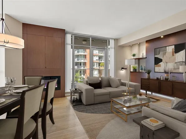 100 Saghalie Rd #205, Victoria, BC V9A 0A1