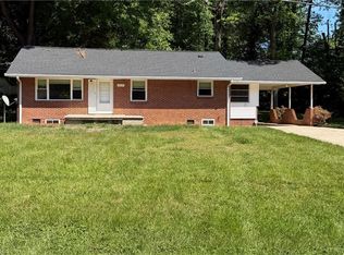 439 Meadowview Dr, Winston Salem, NC 27107