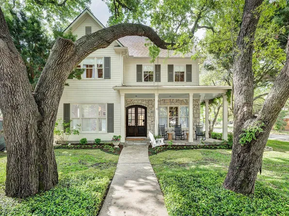 4039 Swarthmore St, West University Place, TX 77005