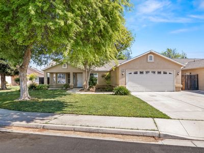 390 Tucker Avenue, Sanger, CA, 93657