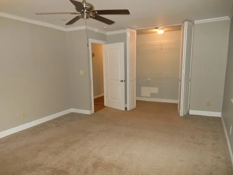 1832C N Elm St #C — Photo 11
