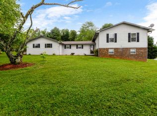 1013 Kensington Blvd, Maryville, TN 37803