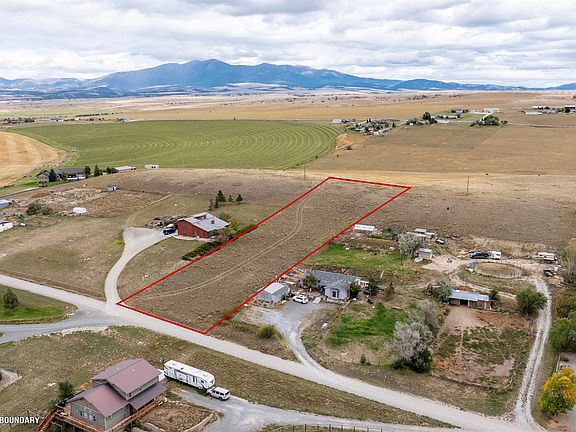 3rd image of Sullivan Ridge Way