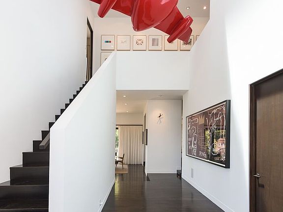 4th image of 1885 N Crescent Heights Blvd