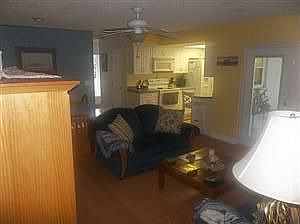 5th image of 100 Kilkenny Ct