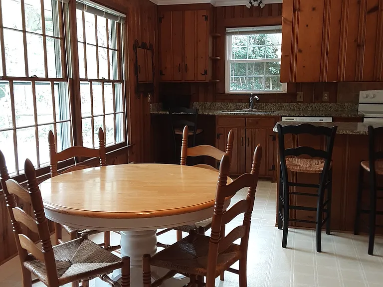 4100 Castlewood Rd — Photo 18