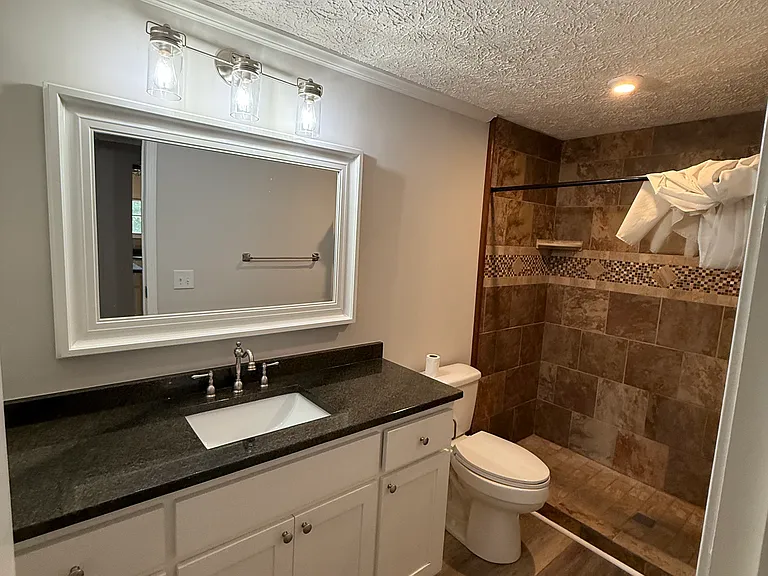 1311 Aycock Rd — Photo 7