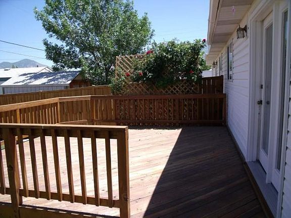 3rd image of 686 N Lynnbrook Dr