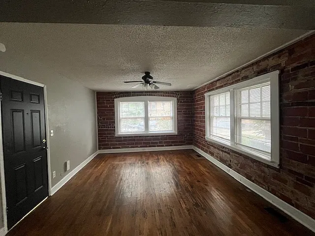 1 bed, 750 sqft, $795 — Photo 3