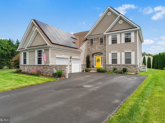 2nd image of 12 Madeline Ln