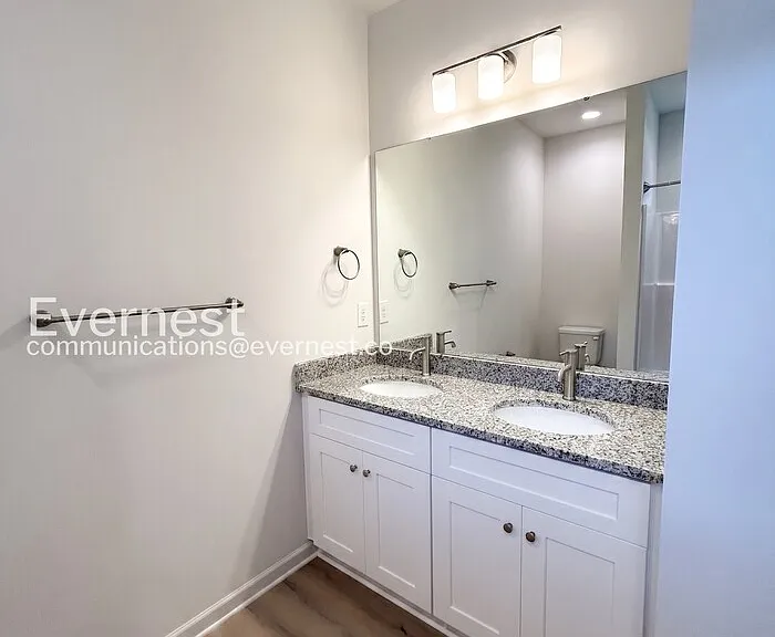 725 N McFarland St — Photo 5