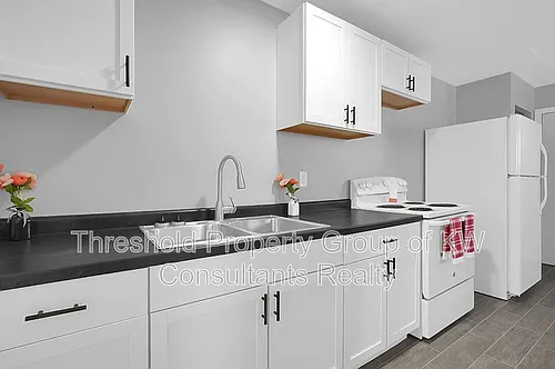 180 N Sylvan Ave #H Photo 1