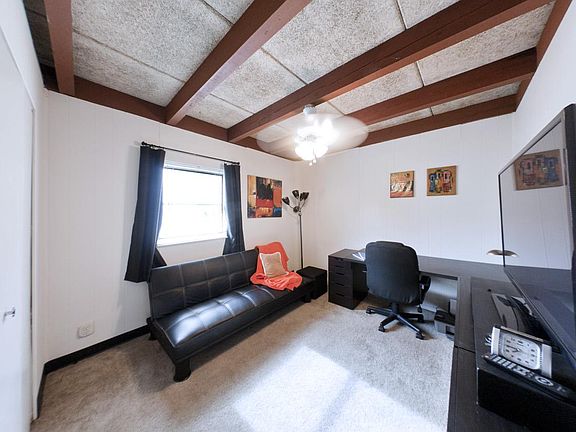 3rd image of 1824 NW 3rd Pl APT 16