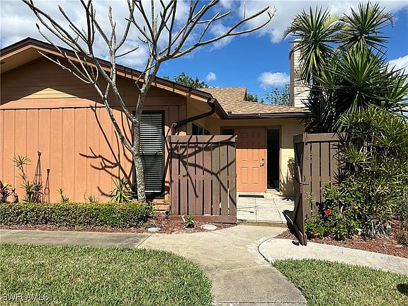 3rd image of 6324 Royal Woods Dr