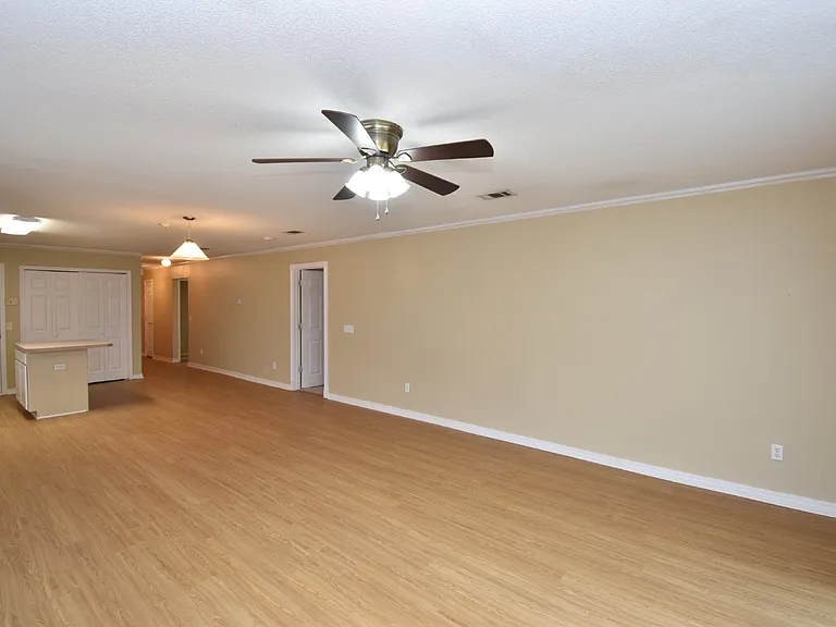 1064 Antigua Cir — Photo 4
