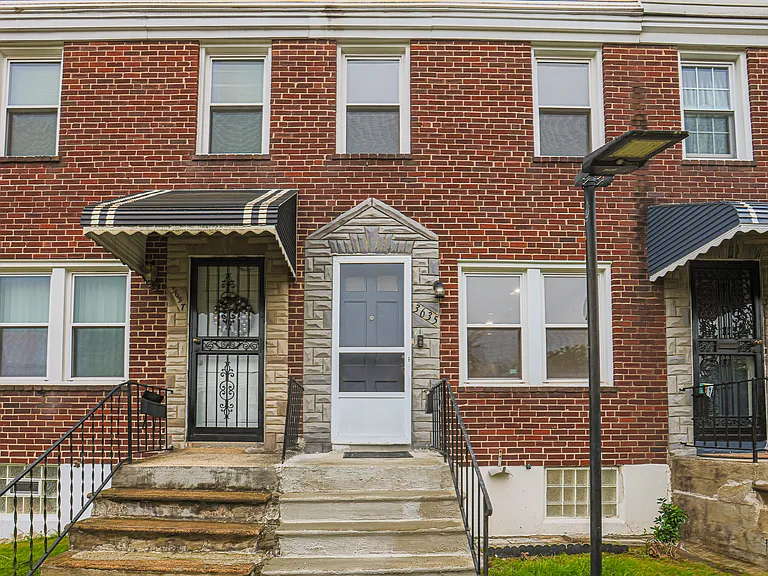 3635 Lyndale Ave — Photo 1