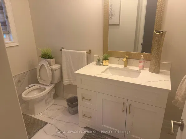 40 Seymour Rd, Brampton, ON L6R 4A6