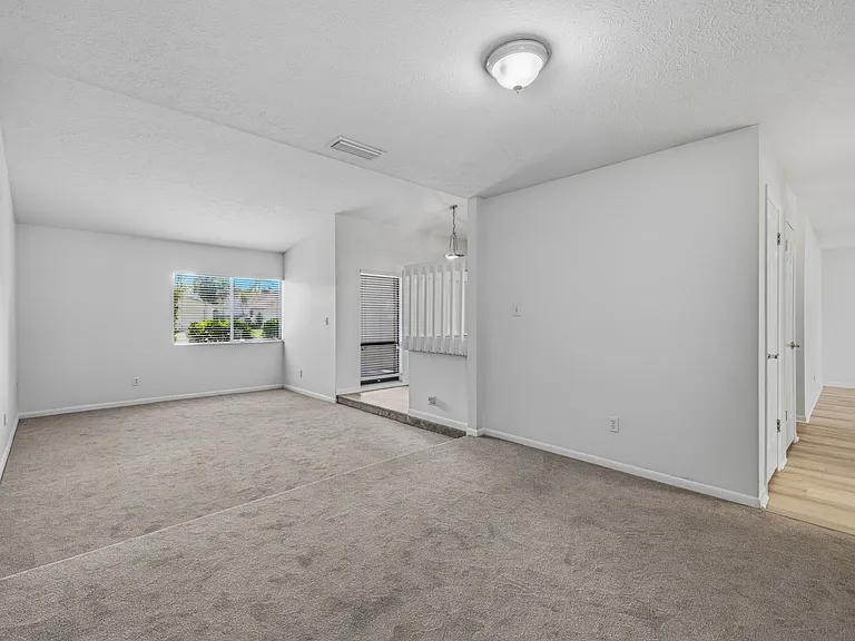 15710 Pinto Pl — Photo 10