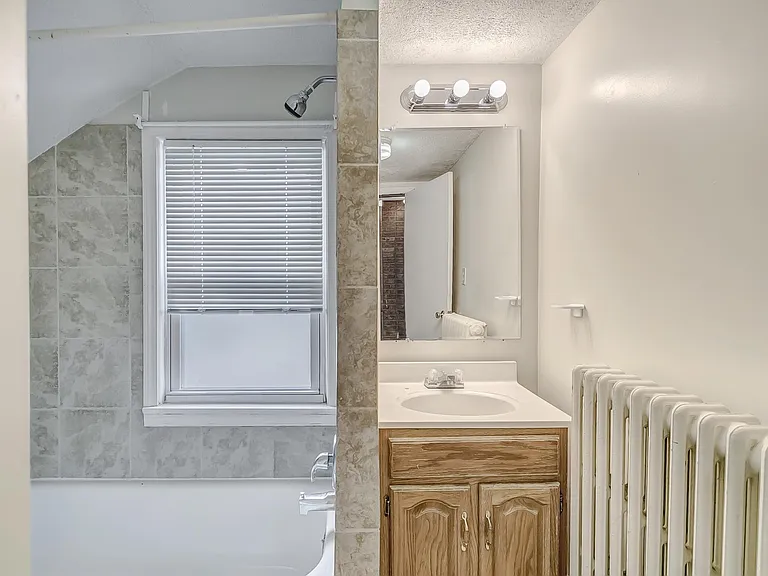 9038 Rhode Island Ave — Photo 12