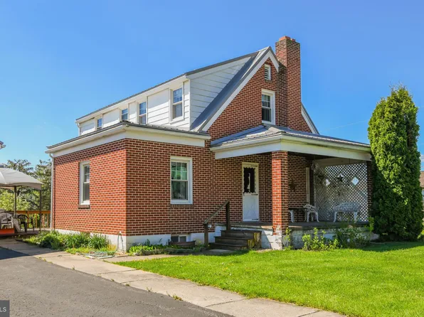 52 E Anthony St, Loganton, PA 17747