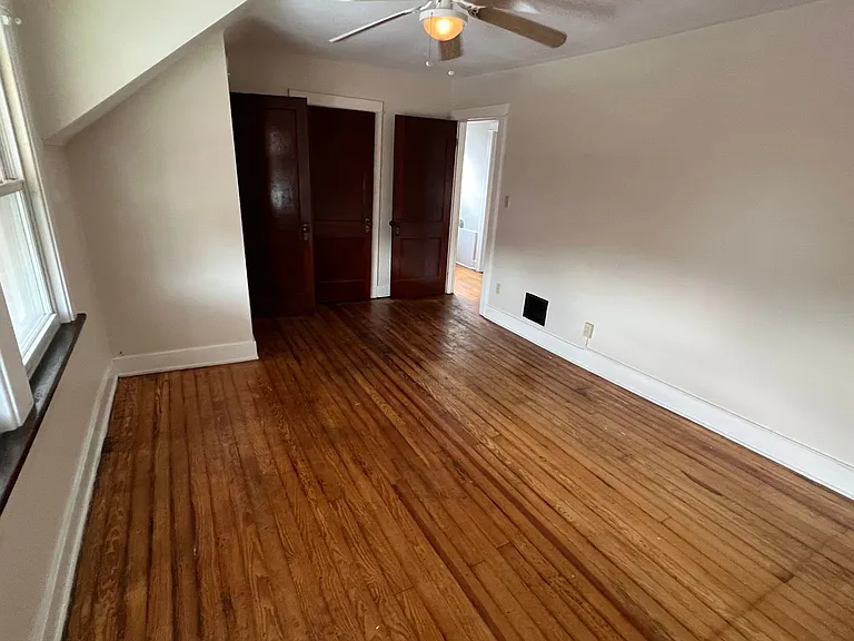 70 Gramont Ave — Photo 11