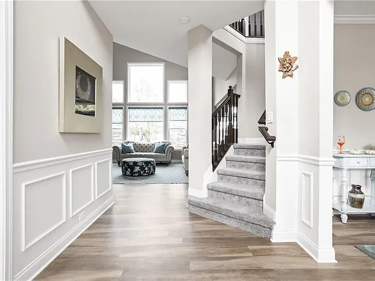 680 Ridge Gate Dr — Photo 5