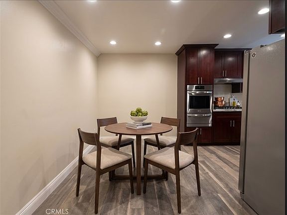 5th image of 5354 Lindley Ave APT 204