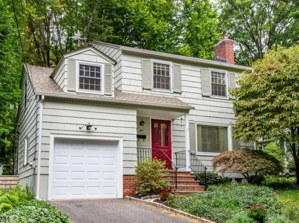 139 Beekman Rd, Summit City, NJ 07901