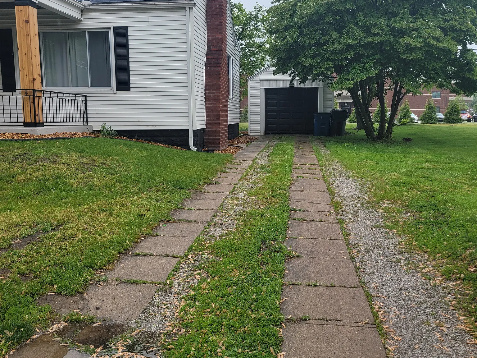 3 bed, 1644 sqft, $1,900 — Photo 2
