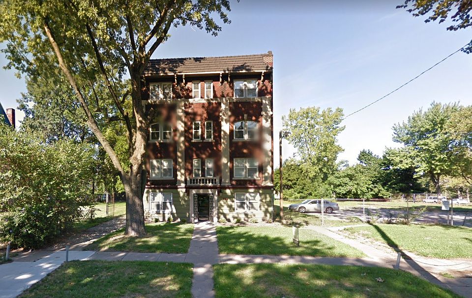 1st image of 1944 E 75th St APT 305