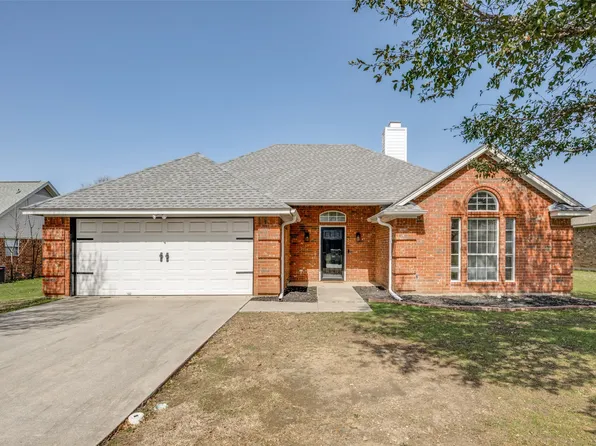 212 Dove Mdws, Krum, TX 76249