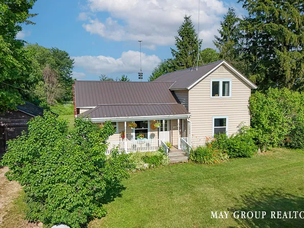 7572 Collins Rd, Fenwick, MI 48834