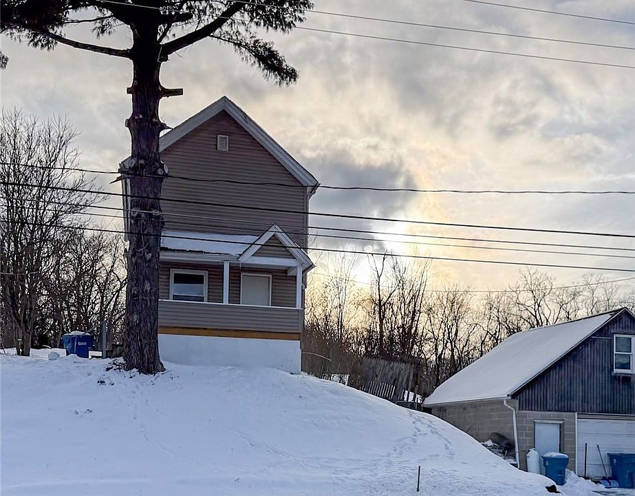 1st image of 252 State St