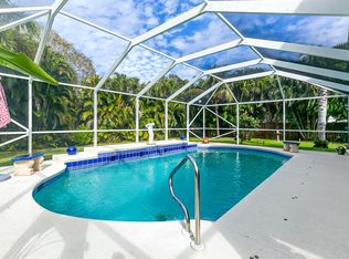 1104 W Weatherbee Rd, Fort Pierce, FL 34982