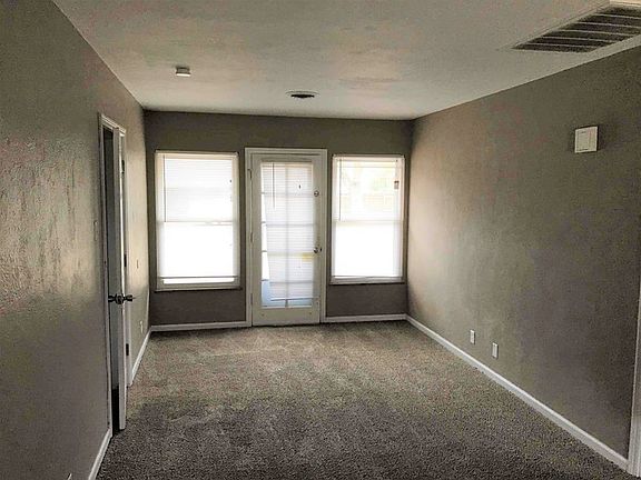 4th image of 1440 Trampe Ave