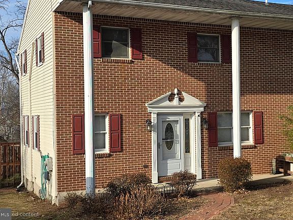 4th image of 336 S Water St