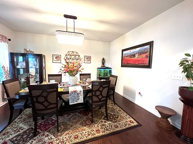 1031 Winnett Dr — Photo 14