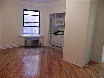 5th image of 4317 48th St APT 3B