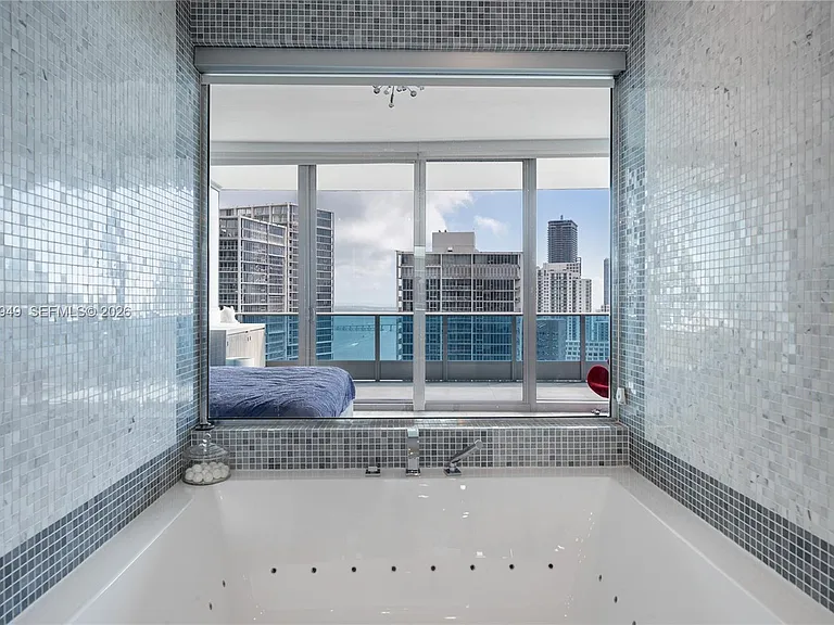 200 Biscayne Boulevard Way #4902 — Photo 17