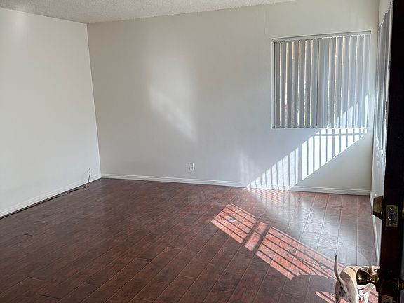 4th image of 420 N Market St Unit 12