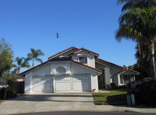 515 Jobe Hill Dr, Vista, CA 92081